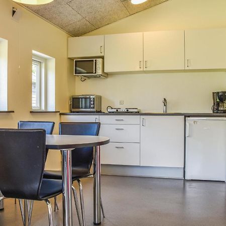 Awesome Home In Spjald With Wifi Экстерьер фото
